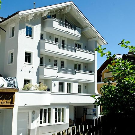 Petit Madlein Acomodação com café da manhã Ischgl Exterior foto